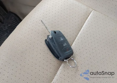 2007 Volkswagen Jetta Wolfsburg Edition z USA, uszkodzony, nr VIN 3VWEF71K67M071141